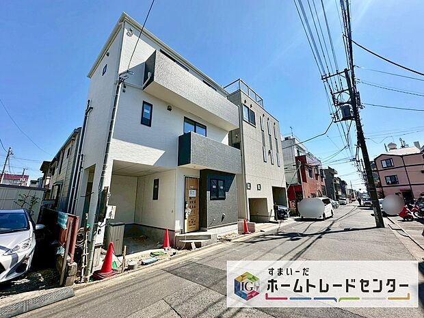 【現地外観写真】ご予約をいただければ、平日や夜間でもご案内可能です☆お仕事の形態が多様化しておりますので、決まったお時間では中々身動きが取れないお客様も多いかと思います。いつでもお気軽にお問い合わせください♪