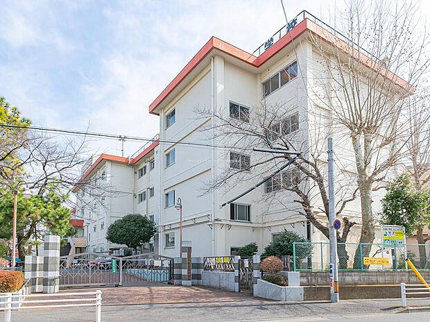 さいたま市立文蔵小学校（約950m）
