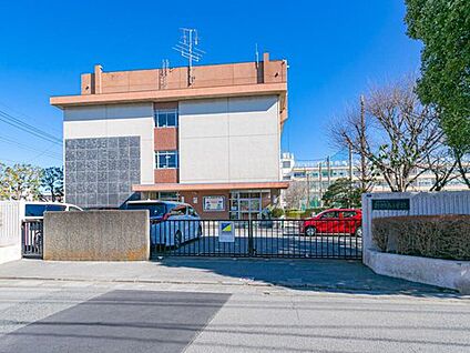 川口市立新郷南小学校 1510m(徒歩19分)