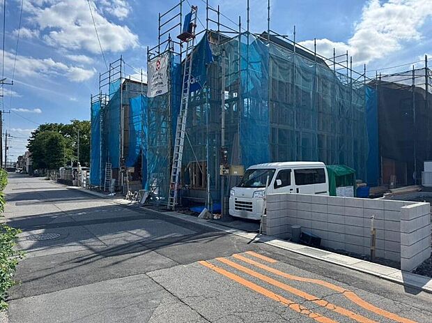 【前面道路含む現地写真】この街で・この家で暮らしたいと思わせる理由を是非現地でお確かめ下さい♪これだけではない魅力が、現地できっと見つかる！お問合せをお待ちしております！