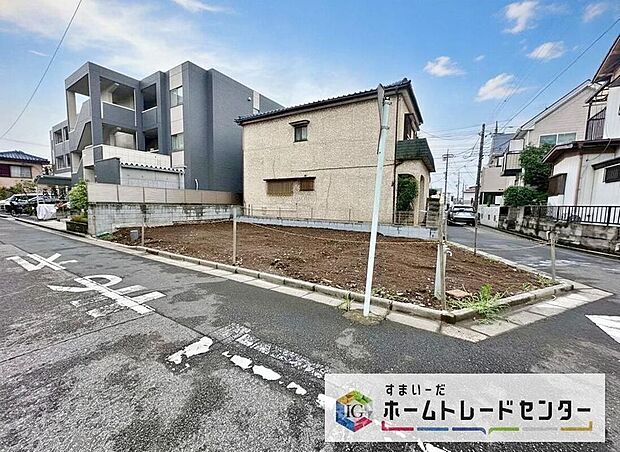 【現地外観写真】マンションとの大きな違いはやっぱり広さ♪自分だけの一人部屋や遊びまわれるお庭などお子様にうれしいポイントが盛りだくさん!