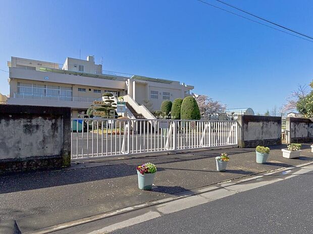与野南小学校(約1,400m)