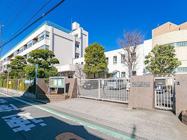 川口市立安行東小学校(約1,300m)
