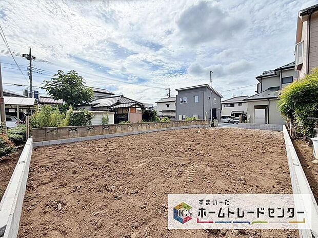 【現地写真】閑静な住宅街は落ち着いた新生活を送るのにぴったりです♪ これだけではない魅力が、現地できっと見つかる!お問合せをお待ちしております。お問い合わせ・資料のご請求などもお気軽にどうぞ。