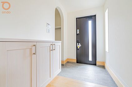 【当社施工事例/玄関】