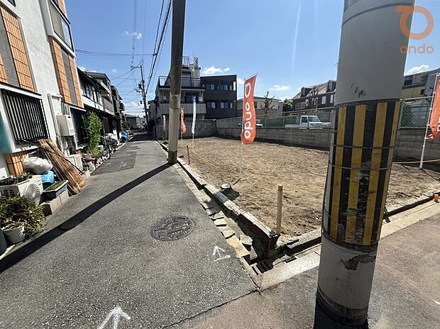 【【前面道路含む現地写真】】陽当たりや周辺環境など、現地にて直接ご確認いただけます◎