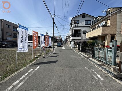 【前面道路含む現地写真】