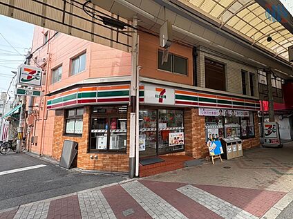 セブンイレブン 三津屋店 160m(徒歩2分)