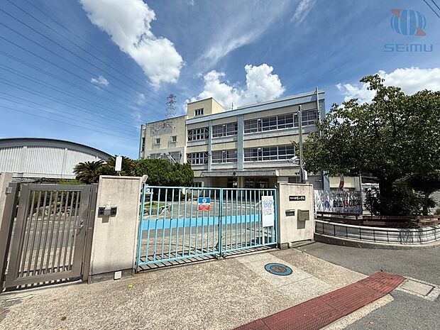門真市立四宮小学校(約650m)