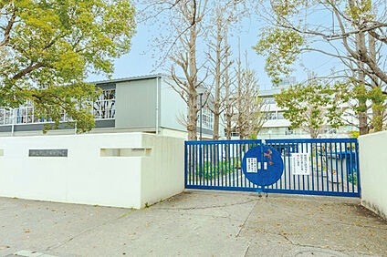 和光市立第三中学校（現地より徒歩10分） 約780m