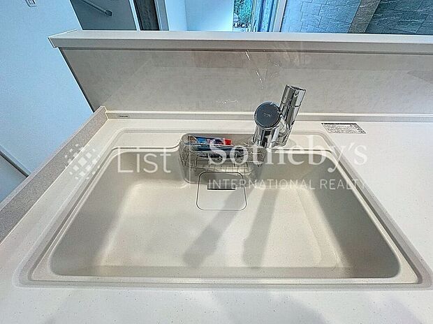 【その他設備】◆浄水器一体型水栓で、いつでも手軽においしいお水がご利用できます♪