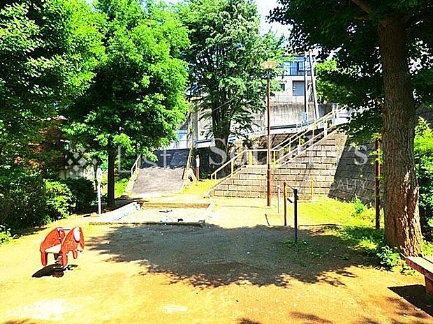 上作延第三公園(約450m)