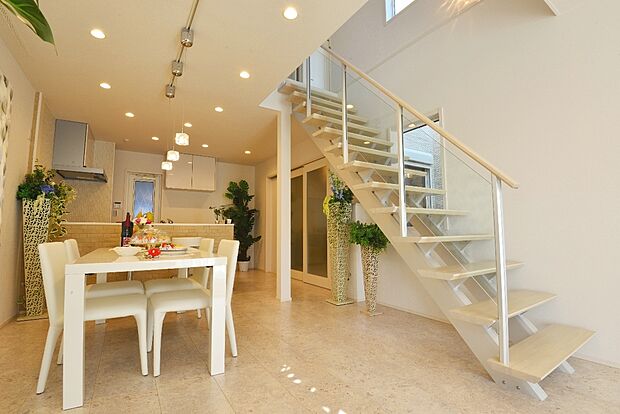 【リビングイン階段】※当社施工例