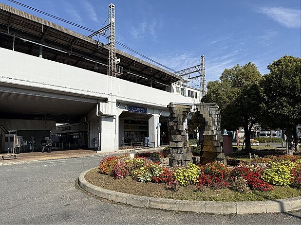 京阪本線「萱島」駅