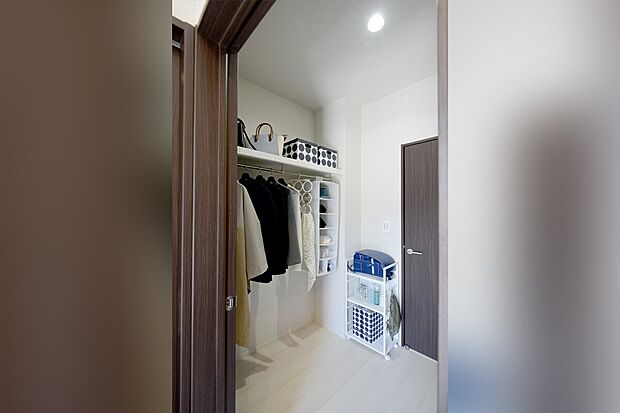 【現地モデルハウス1号地】(2025年8月撮影)