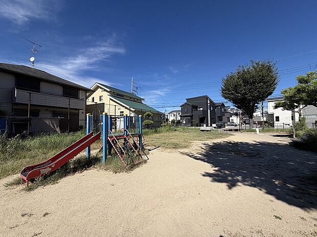 大野クチナシ児童遊園地