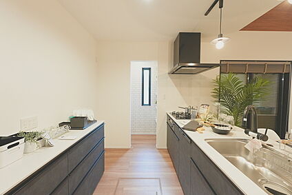 【ララフィール　システムキッチン】