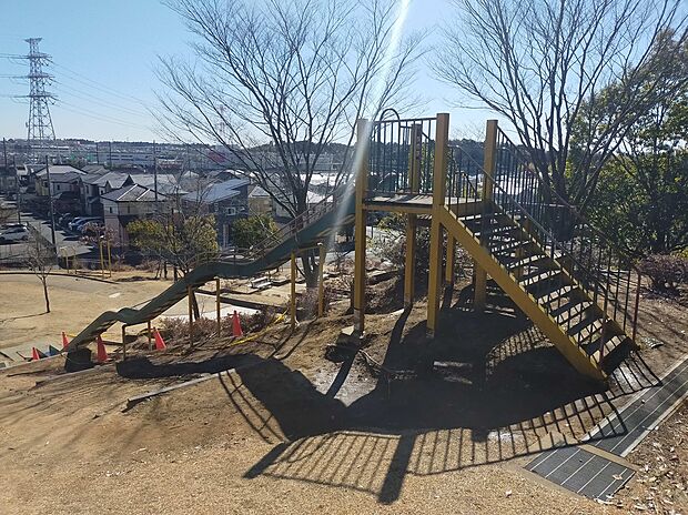 おゆみ野南公園(約650m)