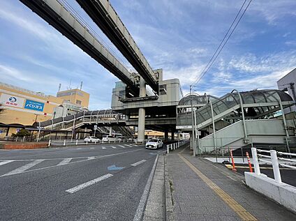 千葉都市モノレール「千城台」駅 1200m～1450m(徒歩15～18分)