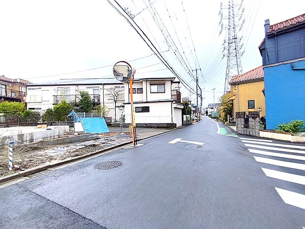 前面道路含む現地写真