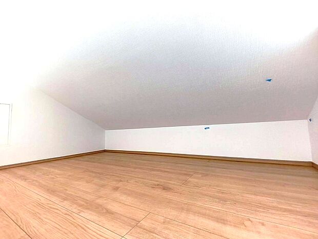 【【ロフト】】様々な用途にお使いいただけるロフト。季節物の収納などお荷物の整理にご利用ください。