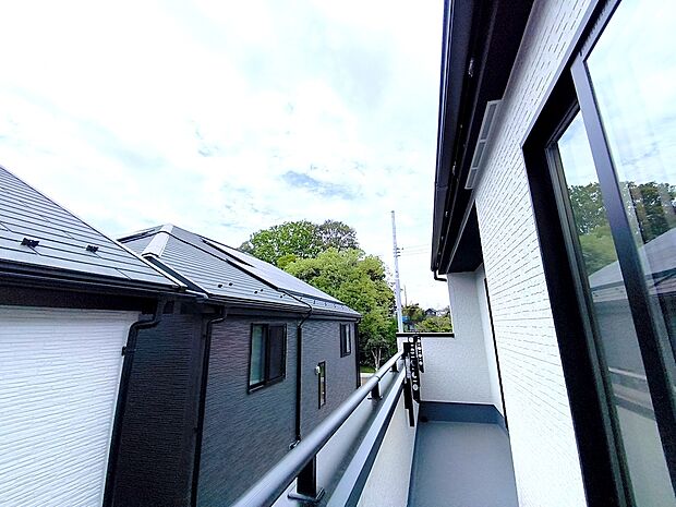 【眺望】風通しや採光にも気を配った設計のお家は、快適な住環境をお約束します。