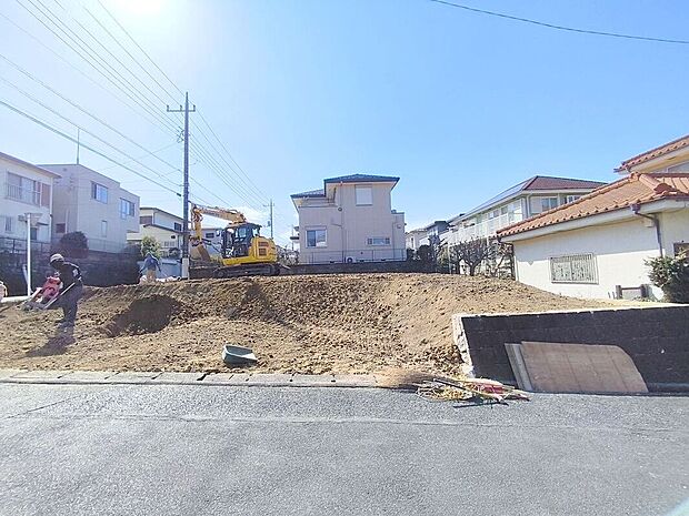 【現地外観写真】風通しや採光にも気を配った設計のお家は、快適な住環境をお約束します。