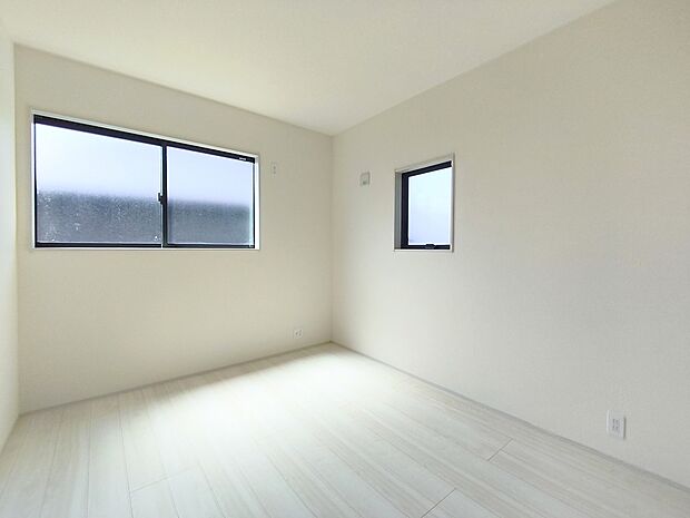 【居室】風通しのいい自由なプライベート空間。ゆっくりとくつろぐスペースとしてもご利用いただけます！
