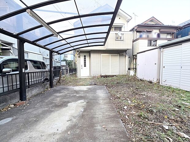 【現地外観写真】カースペース部分コンクリートです。