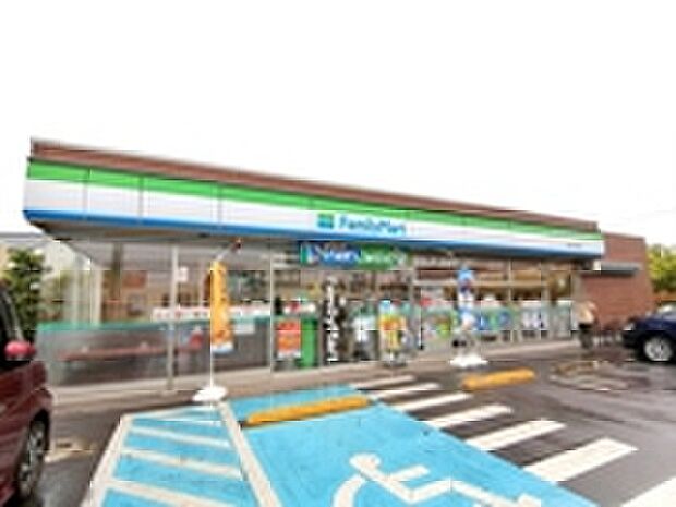 ファミリーマート国分寺弁天通り店(約550m)