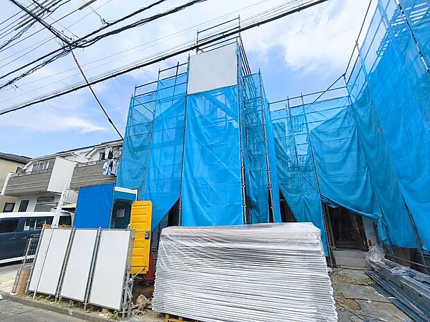 【現地写真】太陽光パネルやファミリークロークなど充実した設備を搭載した住宅です!