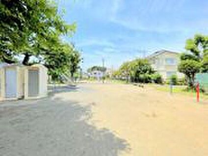 上新堀公園 約490ｍ