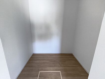 【ウォークインクローゼット】