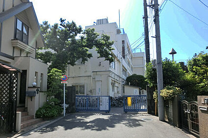 小金井市立緑中学校 約1,570m
