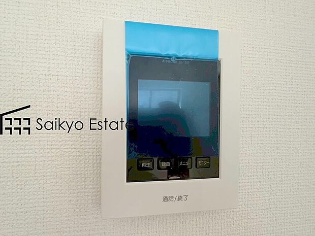 【【TVモニター付きインターホン】】TVモニター付きインターホンは、玄関に行かなくても誰が来たのか確認でき、お子様のお留守番も安心です。