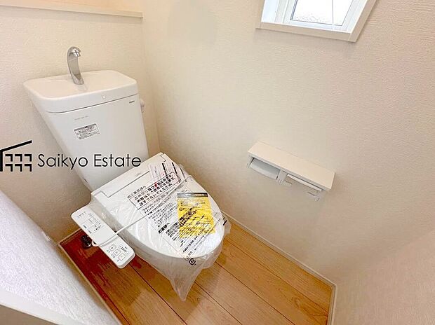 【【ウォシュレット付トイレ】】快適な温水洗浄便座付。いつも使うトイレだからこそ、こだわりたいポイントですね。