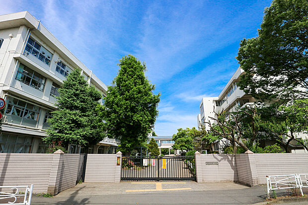 府中市立府中第六中学校