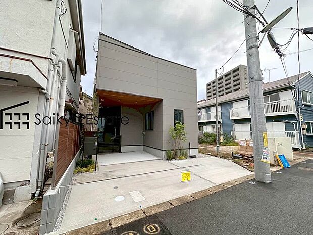 【外観】小学校まで徒歩約10分、中学校まで徒歩約14分でお子様が無理なく通える距離です。保育園も近くに多数あり、子育てファミリーには嬉しい環境です！