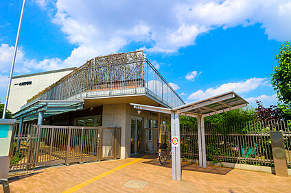 ひまわり幼稚園 約960ｍ(徒歩約12分)