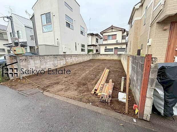 【現地写真】ゆとりのLDK×居室3部屋！全室2面採光、全居室収納完備！ロフトやパントリーなど収納豊富！食洗機や浴室換気乾燥暖房機など暮らしを彩る充実の設備仕様！