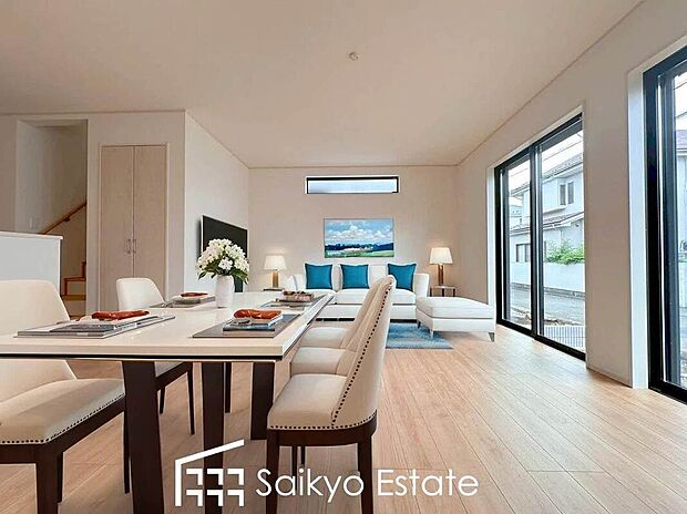 【リビング（施工例）】広々としたLDKは家具の配置など楽しめます！ダイニングテーブルとソファーを置いても余裕の広さです！
