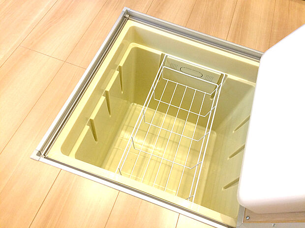 【【床下収納】】ストックの食材や普段使わない調理器具・食器などを管理しやすく収納できます