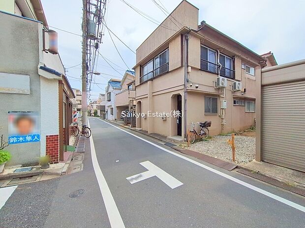 【前面道路】周辺は公共施設、医療施設など、生活をサポートする施設も揃い、落ち着いた住環境で子育てにも優しい暮らしやすいロケーションです！