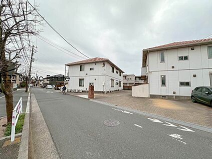前面道路を含む現地写真