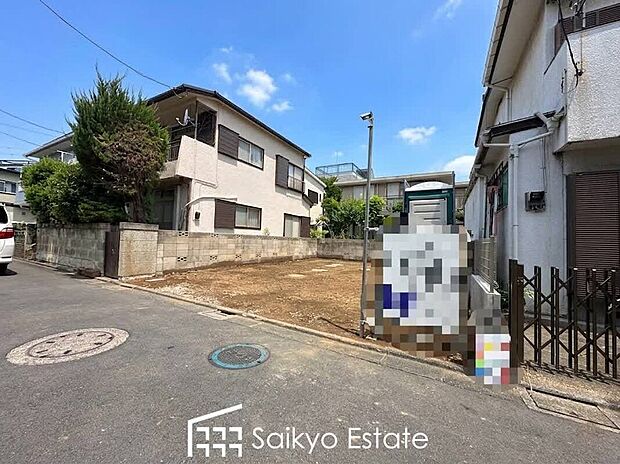 【現地写真】LDK広々18帖！収納付きの居室が4部屋！パントリー付き！システムキッチンには家事の負担を軽減してくれる食洗機付き！