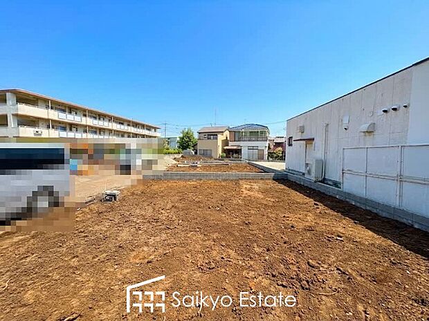 【現地写真】16帖以上のLDKに収納付きの居室が3～4部屋！WICやSC、パントリーなど豊富な収納スペース！各棟こだわりの間取りプラン！設計性能評価取得済で断熱性や耐震性に優れた安心の邸宅です！