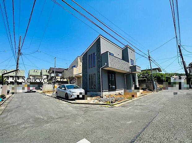 【前面道路】交通量の少ない前面道路ですので、小さなお子様がおられるご家庭でも安心してお住まいいただけます。