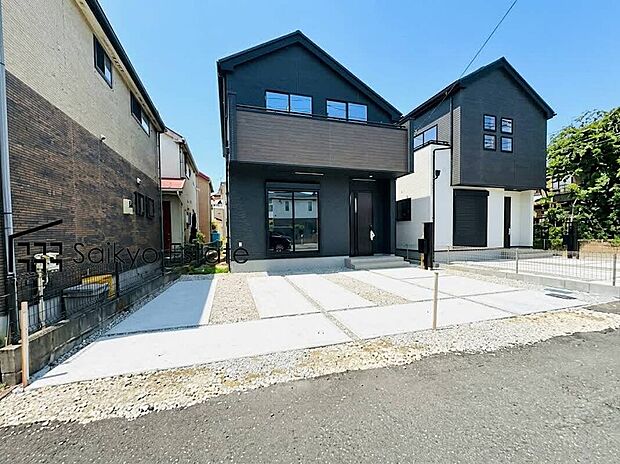 【外観】小学校まで徒歩約7分でお子様が無理なく通える距離です。保育園や幼稚園も近くに多数あり、子育てファミリーには嬉しい環境です!スーパー、コンビニ、ドラッグストアが徒歩5分圏内に揃い生活環境良好です!