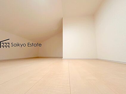 小屋裏収納