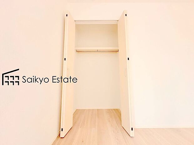 【収納【施工例】】各居室に収納を設けておりますので、衣類の他にもカバンや小物など何でも収納して、居室の全空間を有効活用できます♪